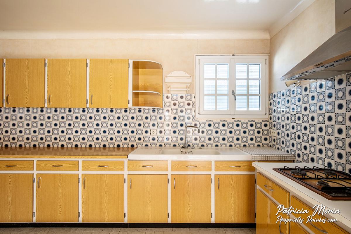 DAX Maison  centre ville de HINX   185 m2 Avec dépendances 4