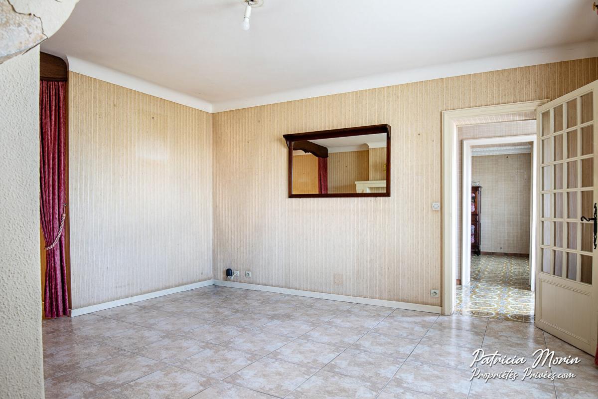 DAX Maison  centre ville de HINX   185 m2 Avec dépendances 6