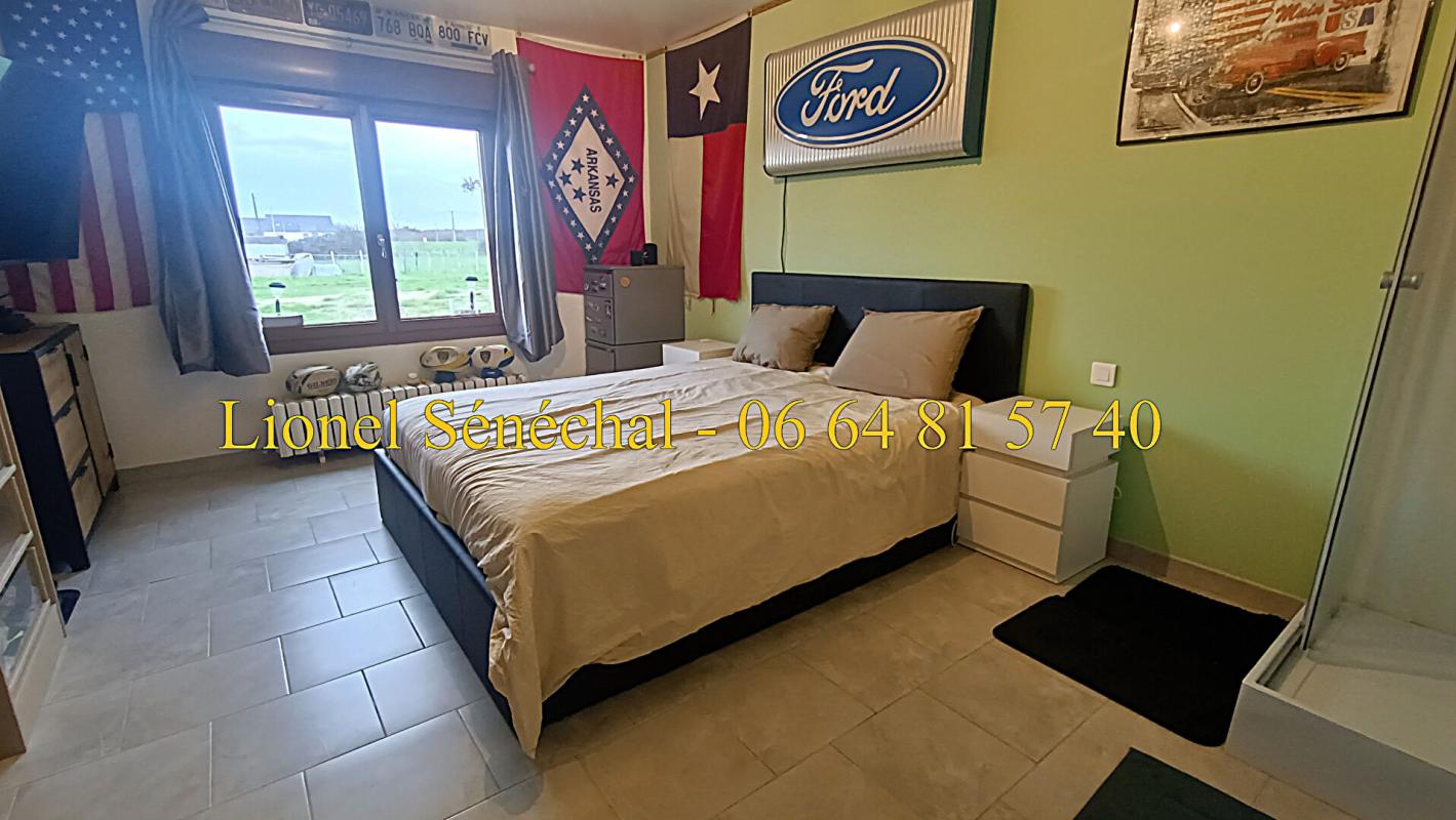 COURCEBOEUFS Longère rénovée et peu énergivore sans vis - à - vis avec des dépendances sur une parcelle de plus de 6 000 m2 11