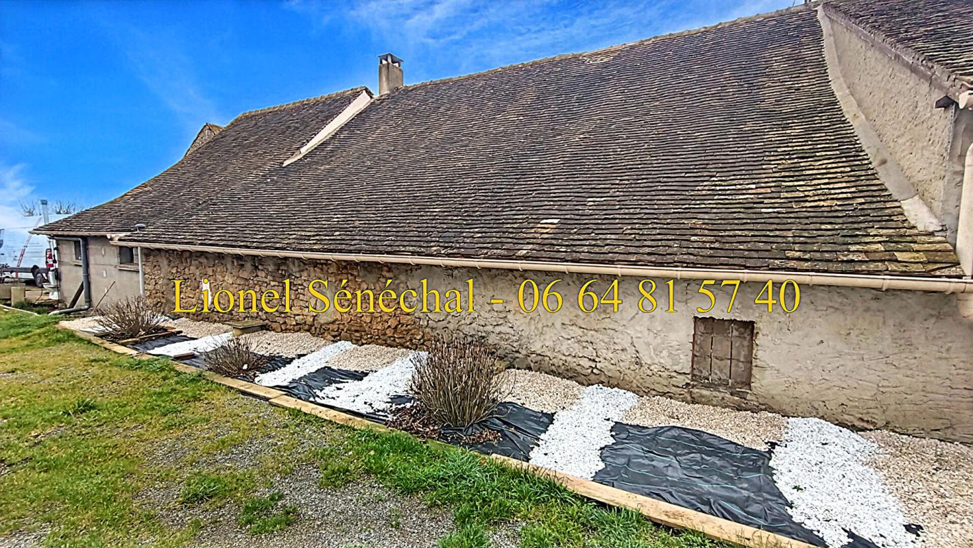 COURCEBOEUFS Longère rénovée et peu énergivore sans vis - à - vis avec des dépendances sur une parcelle de plus de 6 000 m2 13