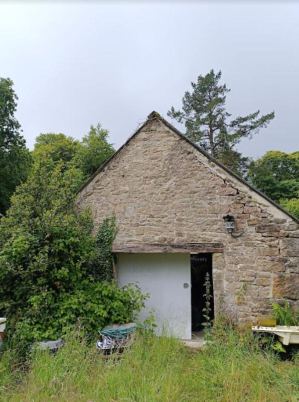 BERRIEN 29690 Berrien longère 3 chambres terrain de 1600 m² Garage 7