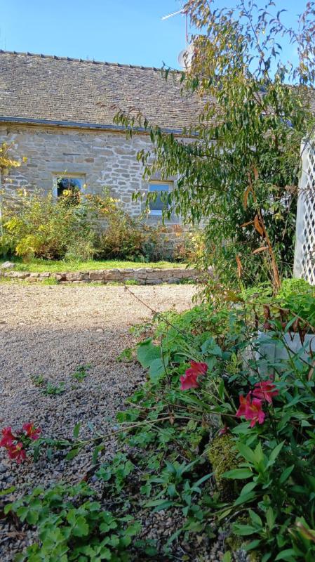 BERRIEN 29690 Berrien longère 3 chambres terrain de 1600 m² Garage 9