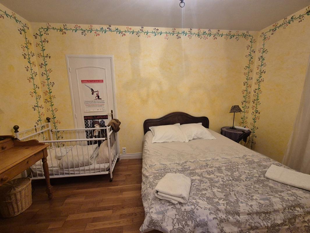 VARENNES-SUR-ALLIER Maison Varennes Sur Allier 5 pièce(s) 186 m2 7