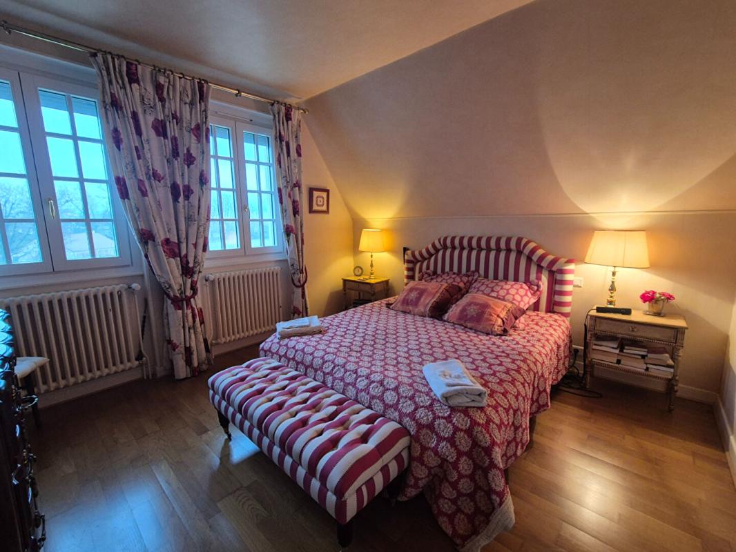 VARENNES-SUR-ALLIER Maison Varennes Sur Allier 5 pièce(s) 186 m2 9