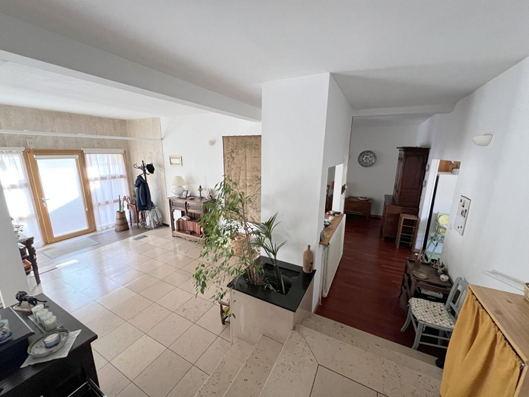 LE MANS Le Mans / Centre Ville - Appartement - 6 pièces - 4 chambres - 168 m² 1