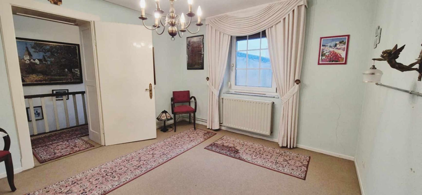 L'HOPITAL À Vendre : Maison de 7 Pièces sur Terrain de 807 m² 3