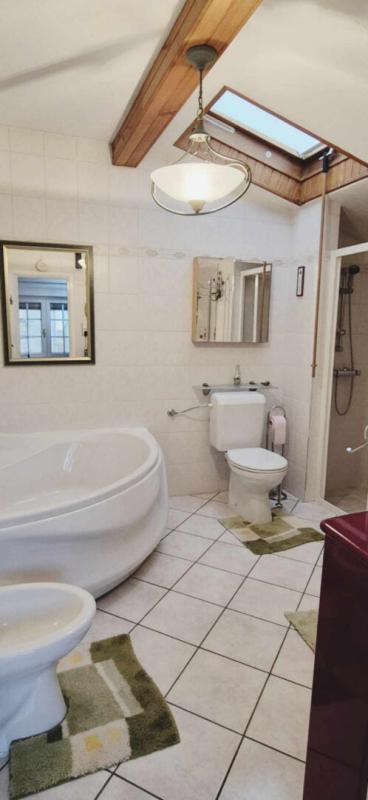 L'HOPITAL À Vendre : Maison de 7 Pièces sur Terrain de 807 m² 7