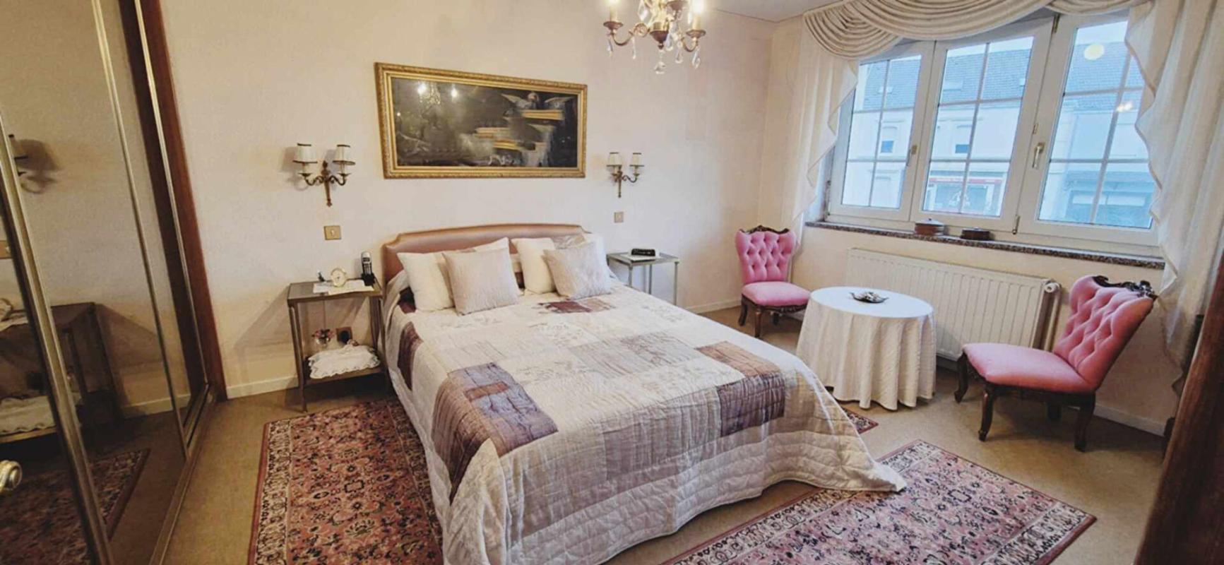 L'HOPITAL À Vendre : Maison de 7 Pièces sur Terrain de 807 m² 8