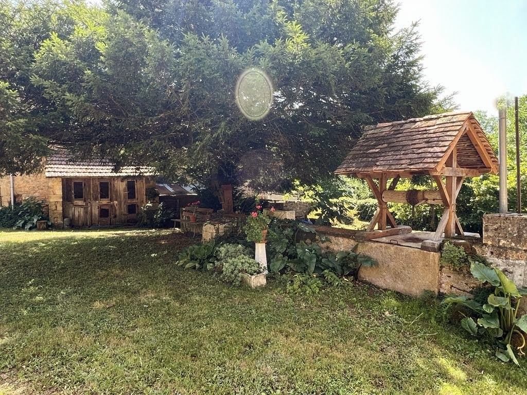 SAINT-SULPICE-D'EXCIDEUIL Corps de ferme en pierre à St Sulpice d'Excideuil de 120 m2 17
