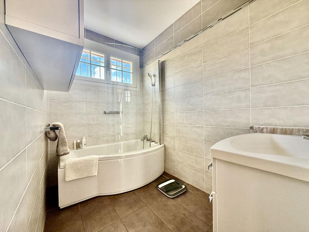 CAIRON Maison Cairon 7 pièces 160 m2 17