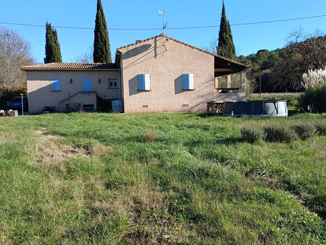 LE VAL Maison T5 de 161m², terrasses et garage sur 2075m² de terrain - LE VAL 1