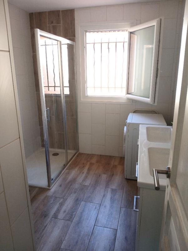 LE VAL Maison T5 de 161m², terrasses et garage sur 2075m² de terrain - LE VAL 13