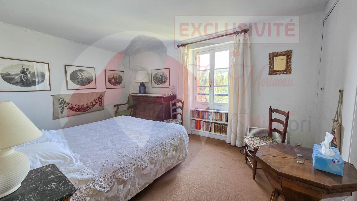 BROUSSE Grande maison de campagne 200m² avec jardin, terrasse, 6 chambres 12