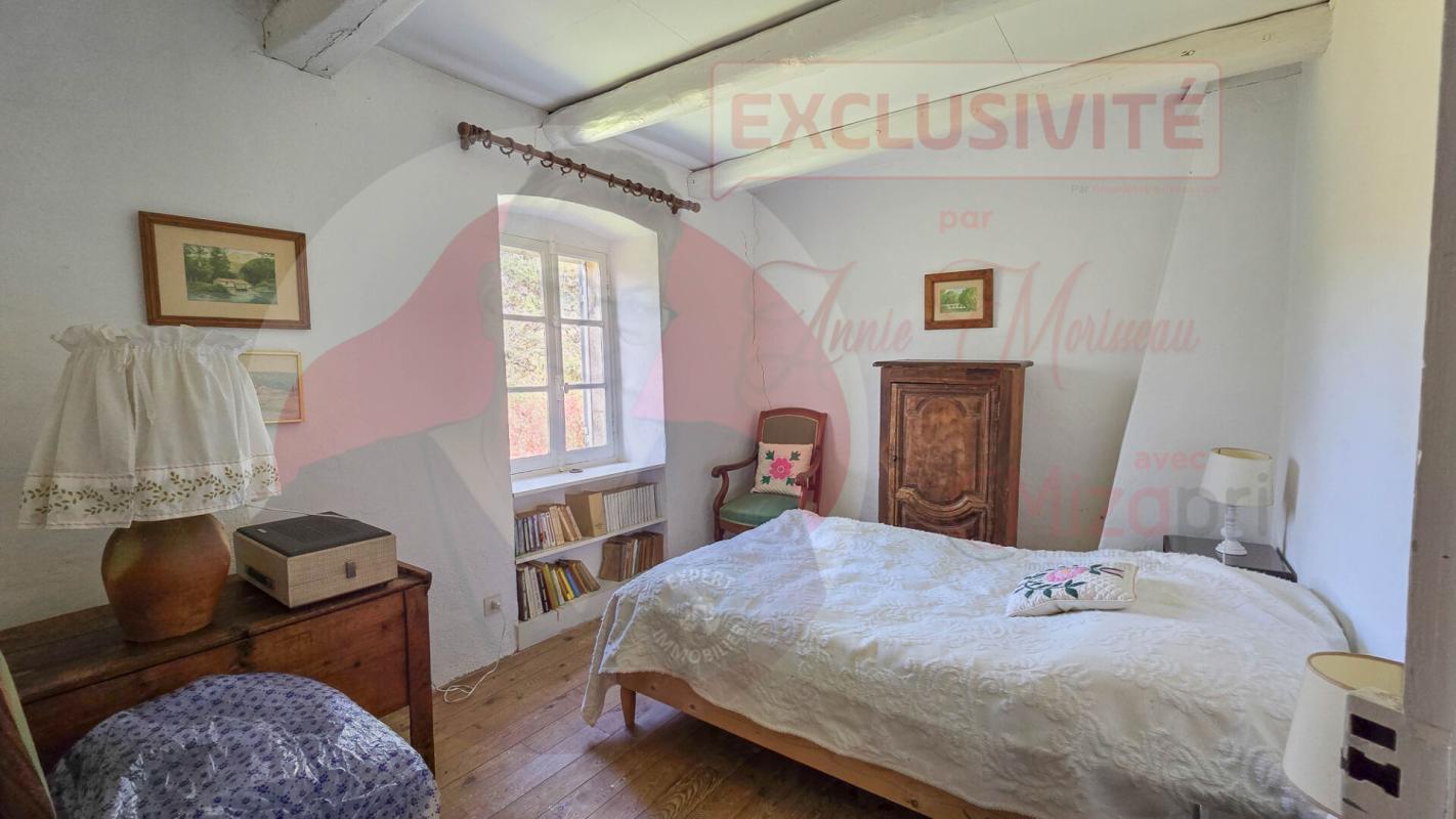 BROUSSE Grande maison de campagne 200m² avec jardin, terrasse, 6 chambres 14