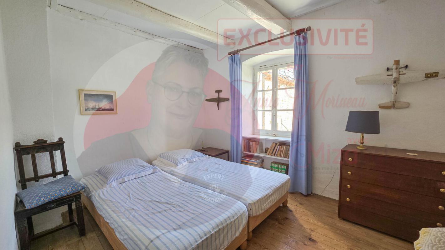 BROUSSE Grande maison de campagne 200m² avec jardin, terrasse, 6 chambres 15