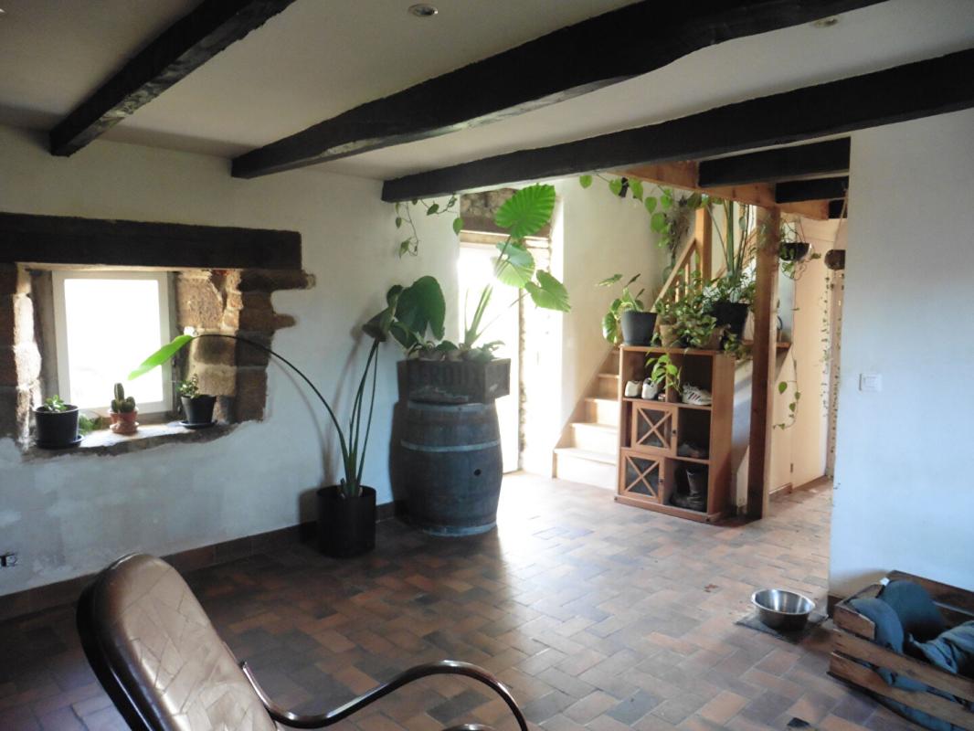 SAINT-THURIEN Maison et dépendance Saint-Thurien 5 pièces 126 m2 habitables 8