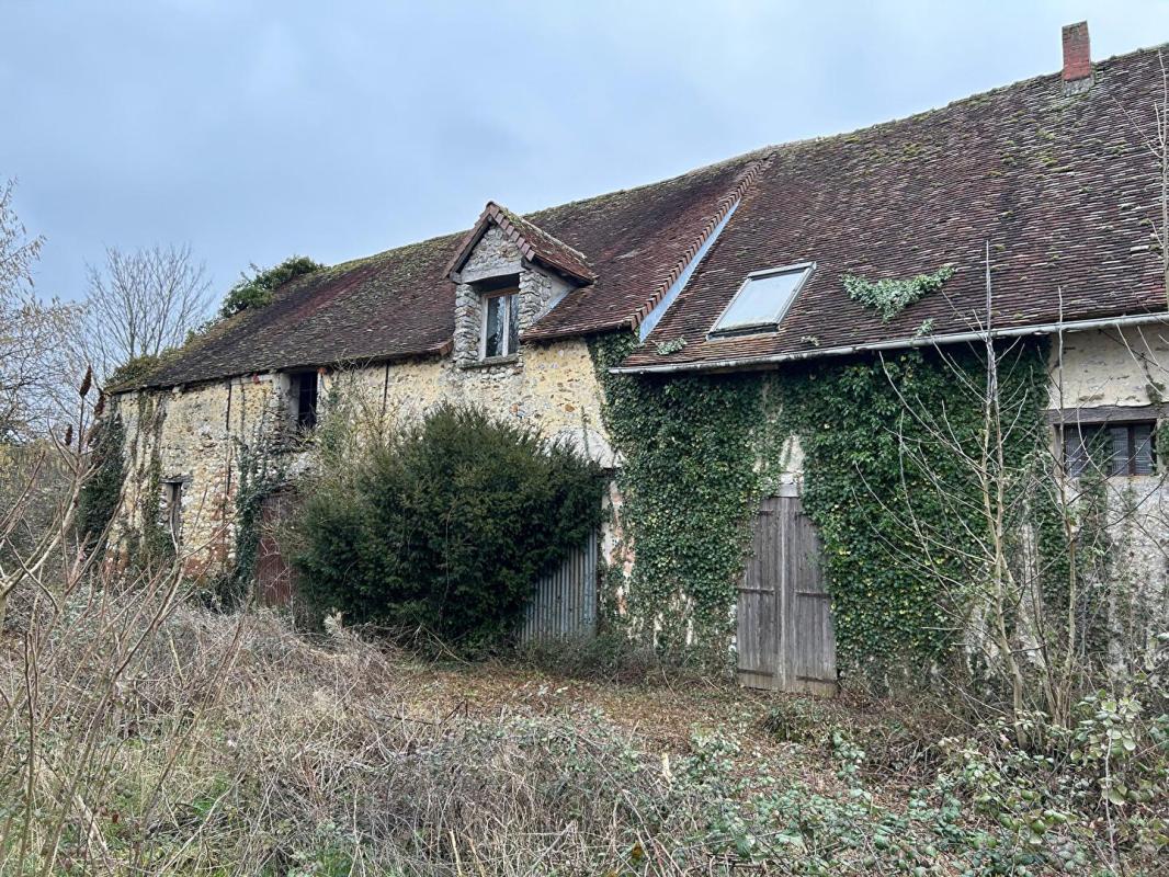 JOUY-LE-CHATEL CORPS DE FERME 300 m2 PRIX 115 000 4