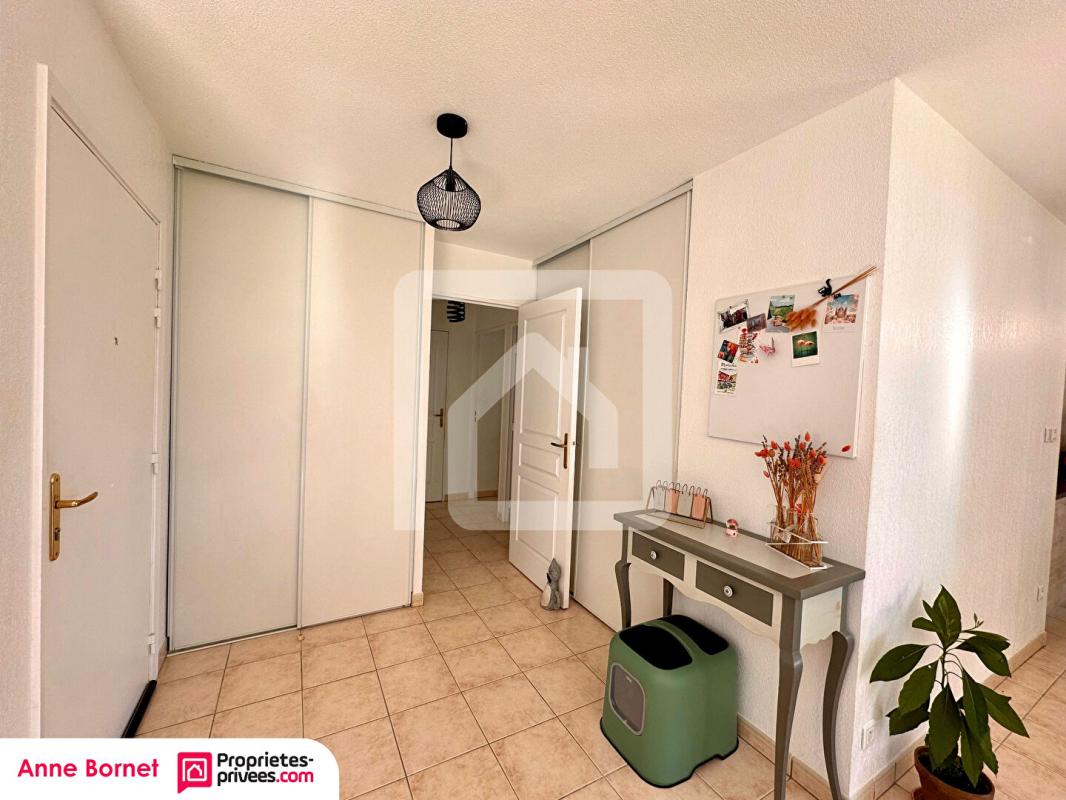 GRASSE Appartement 3 pièces en rez-de-jardin 70 m2, 2 parkings, piscines, tennis 10