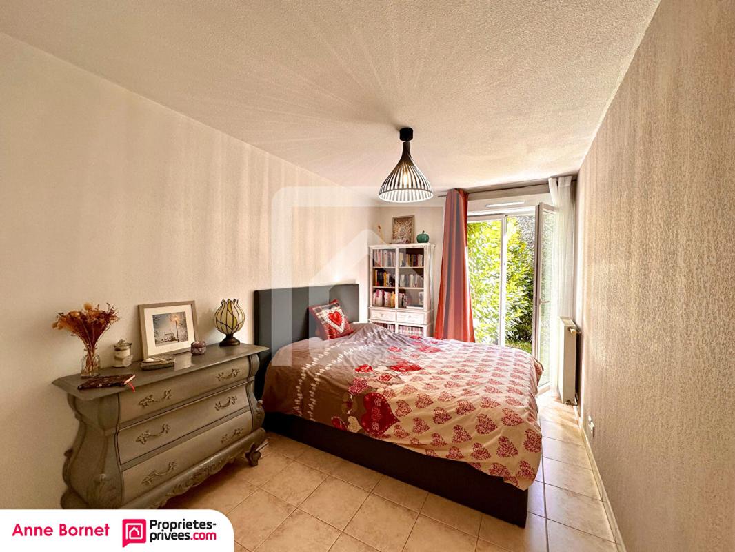 GRASSE Appartement 3 pièces en rez-de-jardin 70 m2, 2 parkings, piscines, tennis 11