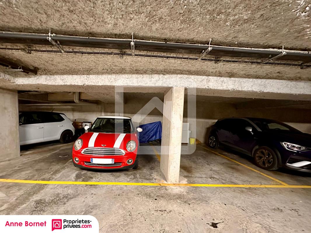 GRASSE Appartement 3 pièces en rez-de-jardin 70 m2, 2 parkings, piscines, tennis 15