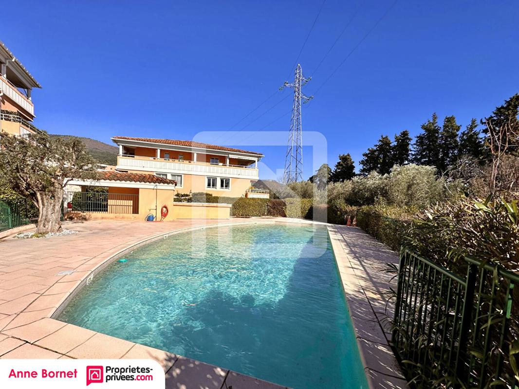 GRASSE Appartement 3 pièces en rez-de-jardin 70 m2, 2 parkings, piscines, tennis 16