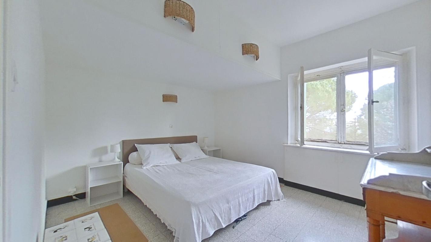 OUVEILLAN Propriété Ouveillan - 402 m² habitables - Piscine & dépendances 10