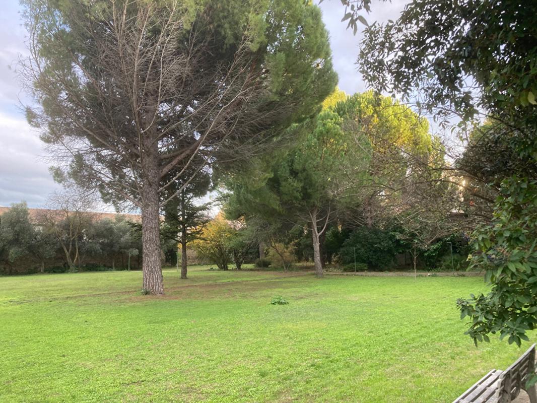 OUVEILLAN Propriété Ouveillan - 402 m² habitables - Piscine & dépendances 18