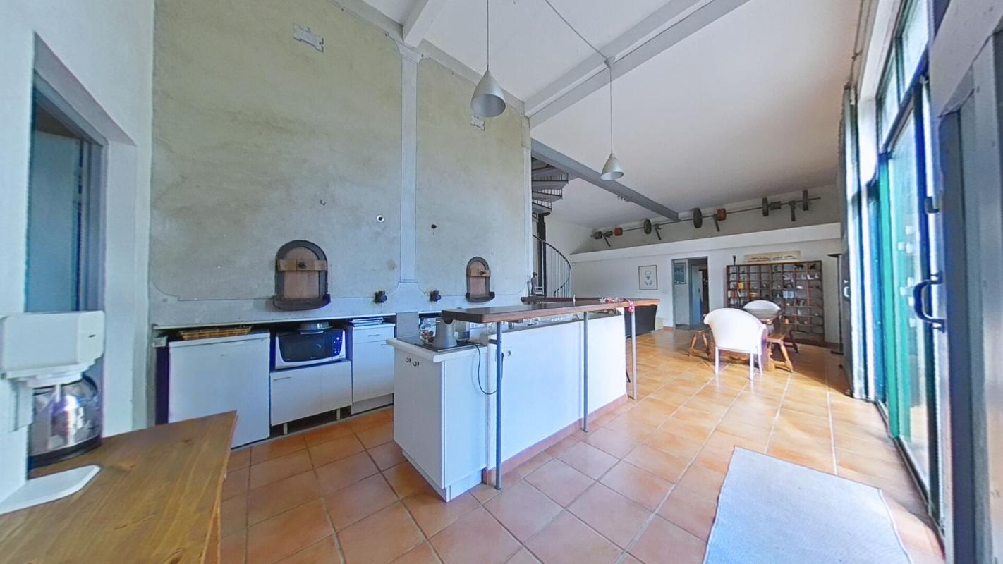 OUVEILLAN Propriété Ouveillan - 402 m² habitables - Piscine & dépendances 5