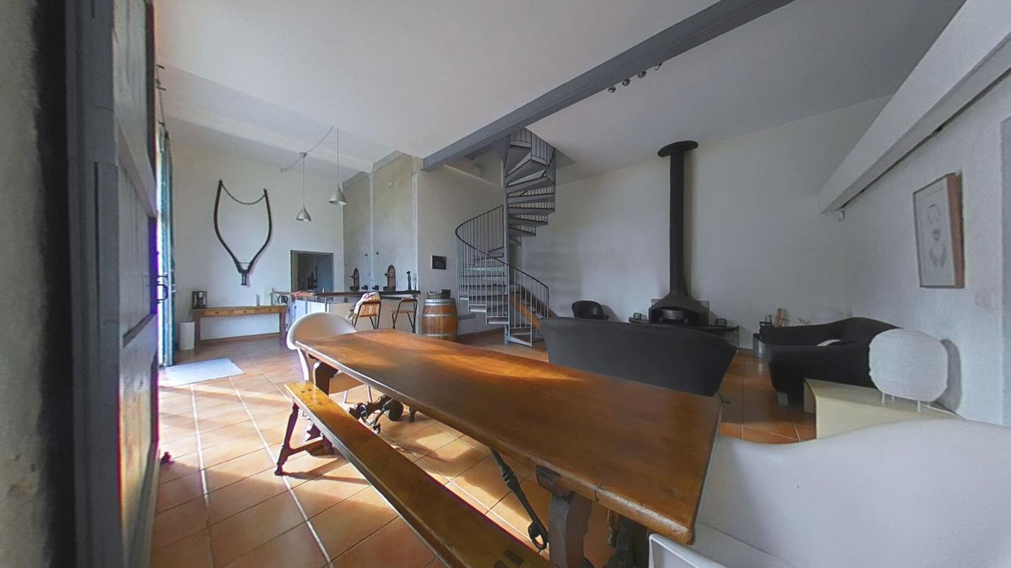 OUVEILLAN Propriété Ouveillan - 402 m² habitables - Piscine & dépendances 6