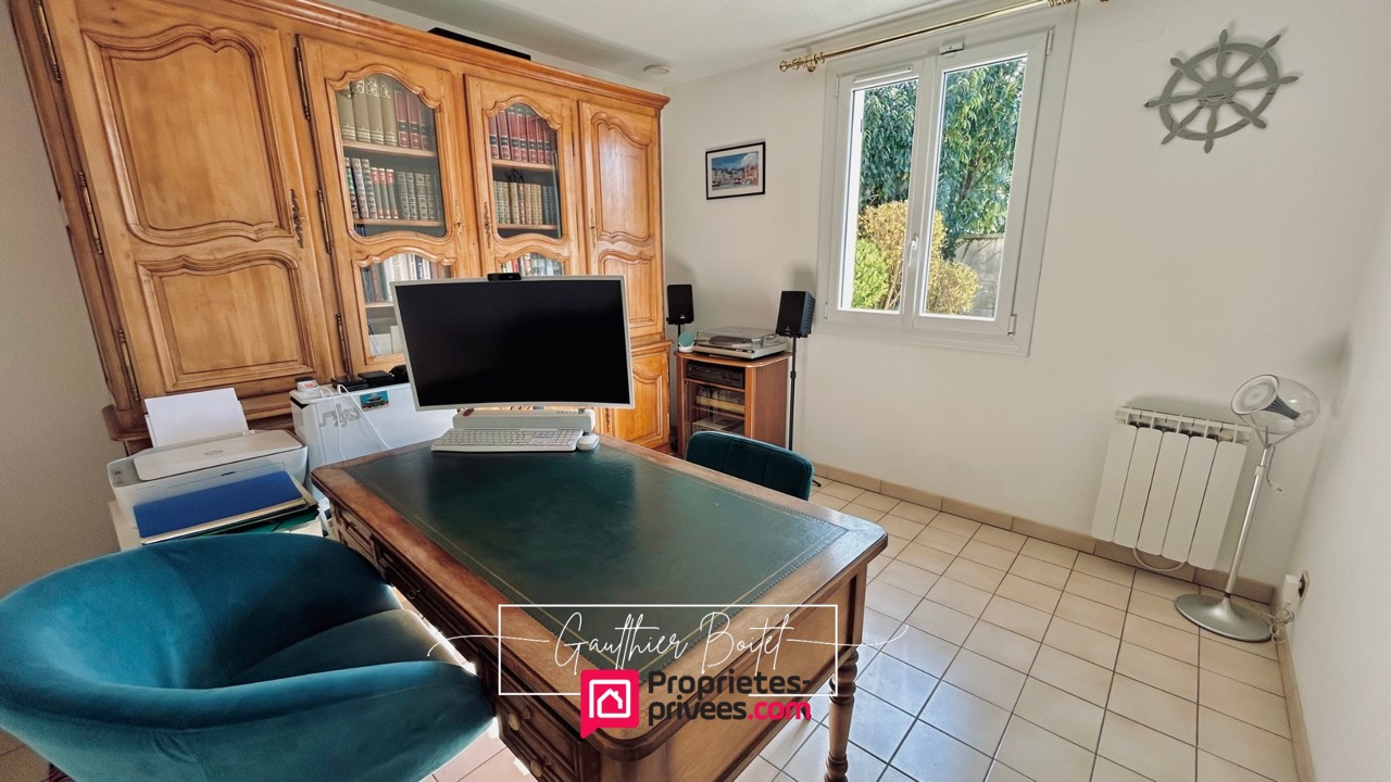 MORMANT Maison centre Mormant 7 pièce(s) 5 chambres 152 m2 10