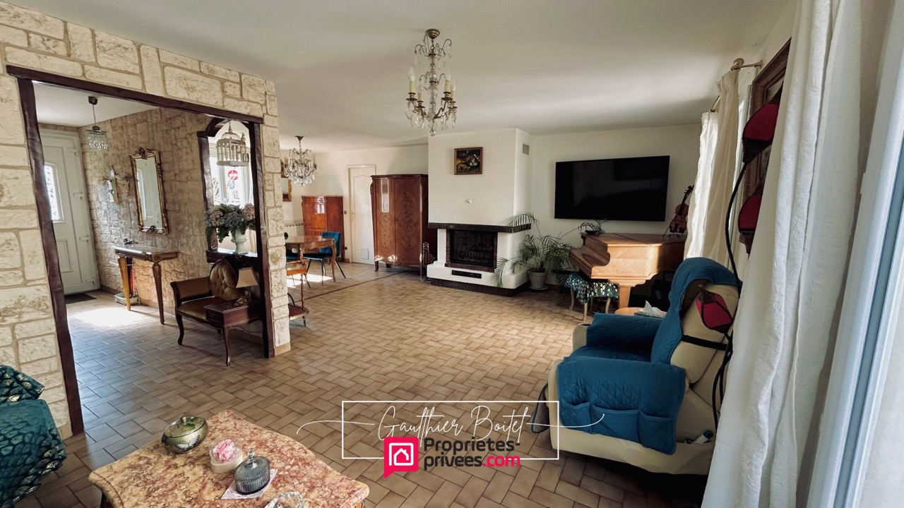 MORMANT Maison centre Mormant 7 pièce(s) 5 chambres 152 m2 4