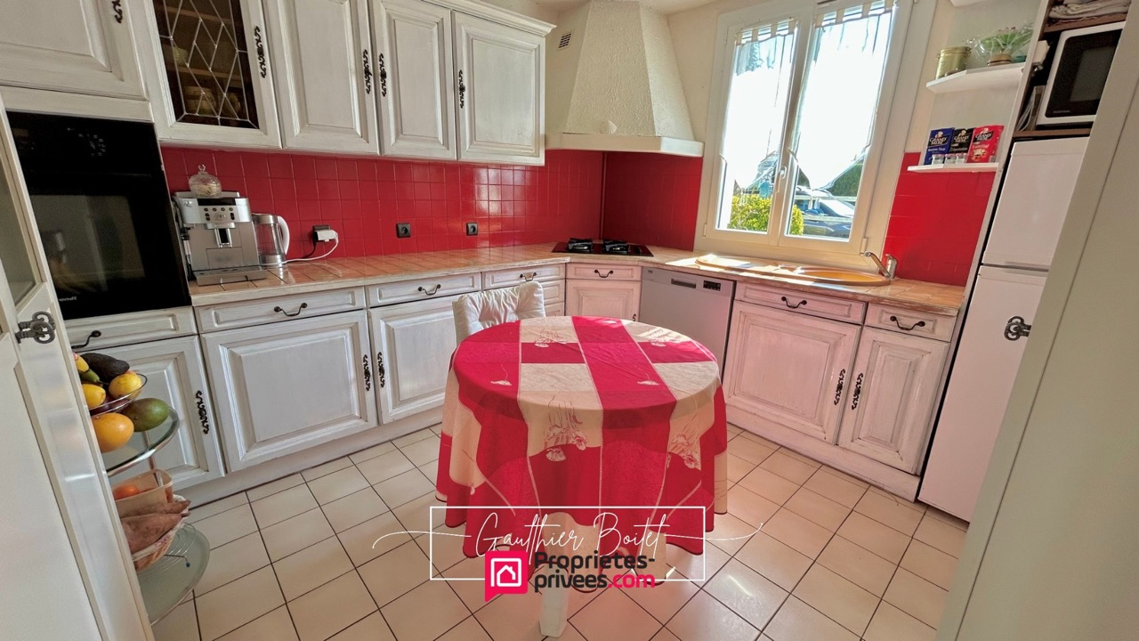 MORMANT Maison centre Mormant 7 pièce(s) 5 chambres 152 m2 7