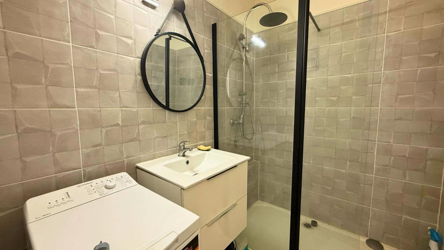 SAINT-CYPRIEN Charmant appartement T2 Rez de jardin 6