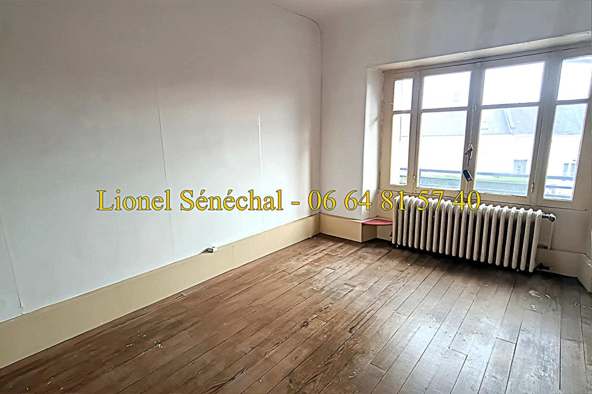 SILLE-LE-GUILLAUME Maison en cours de rénovation de 5 pièces de 115 m2  sur une parcelle de plus de 500 m2 10