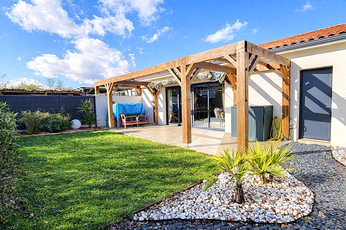 LE SEQUESTRE Maison Le Sequestre 4 pièce(s) 87 m² 1