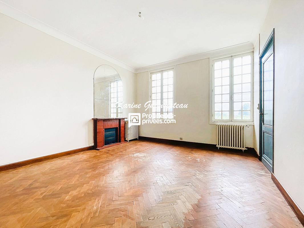 FRONSAC Maison en pierre Fronsadais 200 m2 + jardin 3