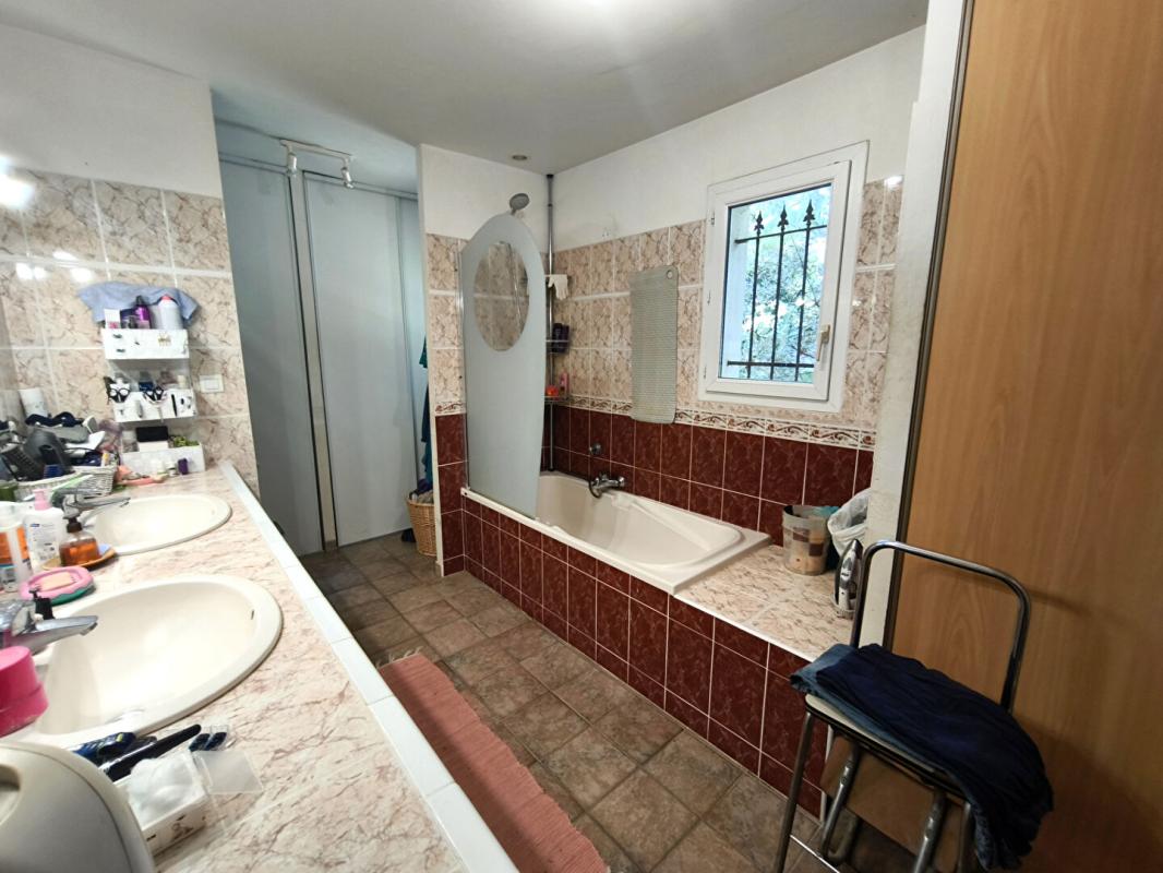 CARPENTRAS LUMINEUSE VILLA AVEC 2 GÎTES INDEPENDANTS 9