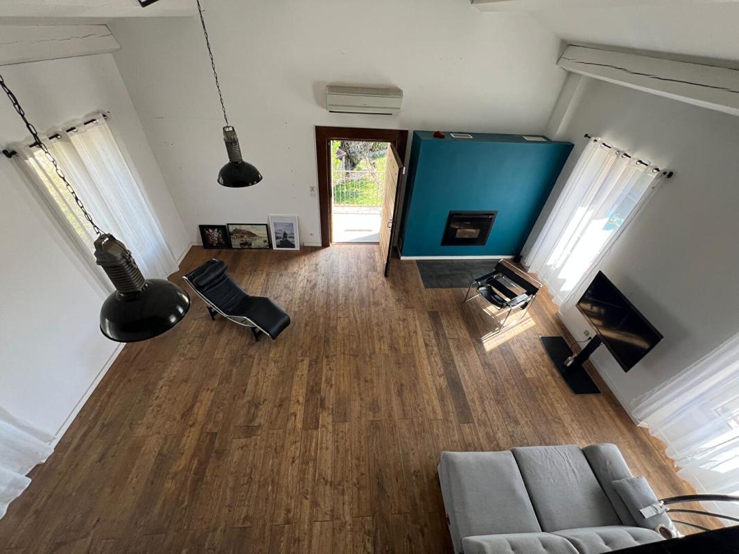 LUCCIANA UNE EXCEPTION EN PLEIN C?UR DE VILLE - Maison de caractère de 190m² avec piscine et jardin de 600m²cciana 6 pièce(s) 190 m2 13
