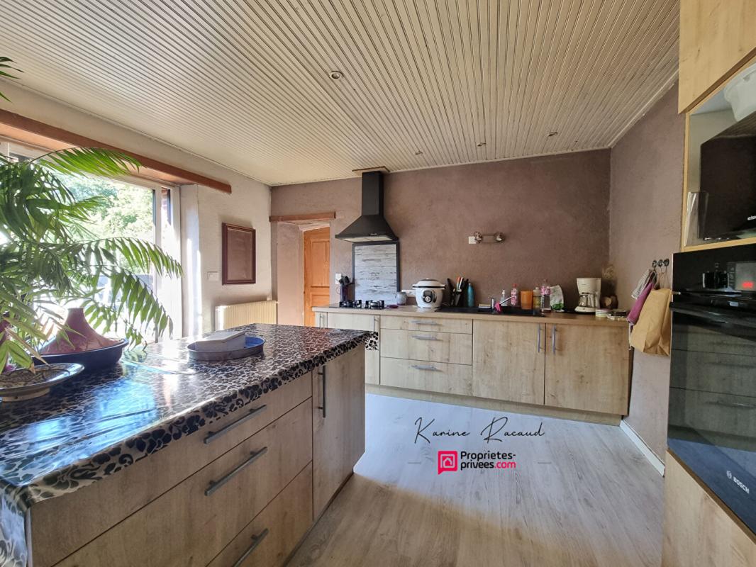 AUBIGNY-LES CLOUZEAUX Maison Aubigny Les Clouzeaux 5 pièce(s) 120 m2 6