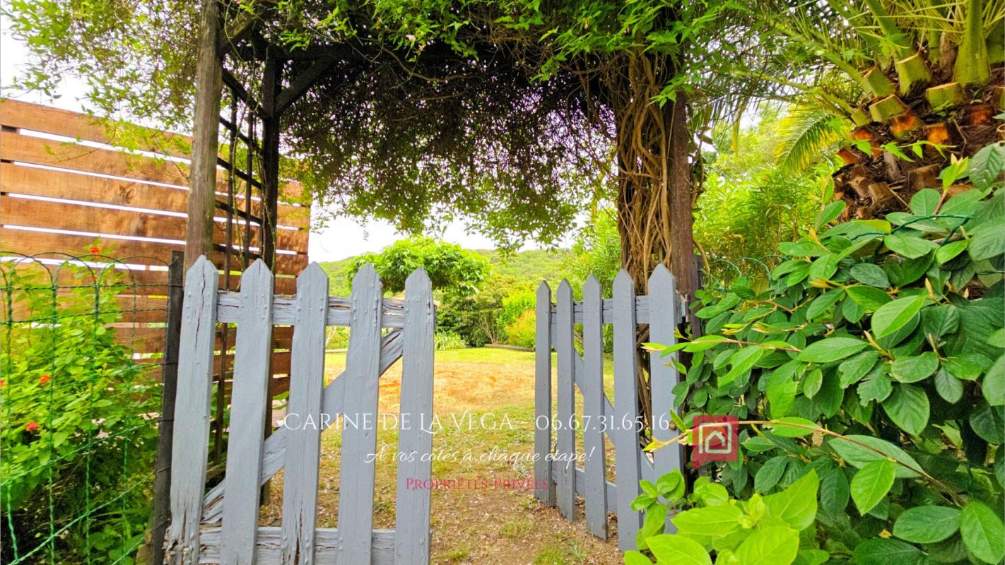 FAUGERES Maison en pierre 87 m2 avec garage, terrasse, jardin 17