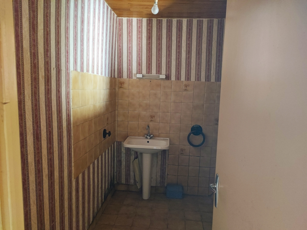 LOSCOUET-SUR-MEU Maison  4 pièce(s) 100 m2 6