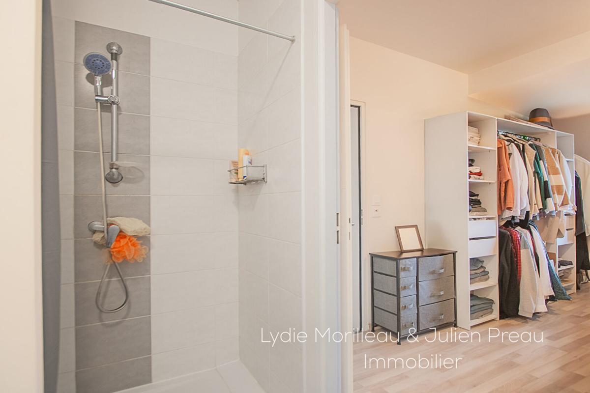 NANTES ÎLE DE NANTES - T2 AVEC GRANDE TERRASSE 7