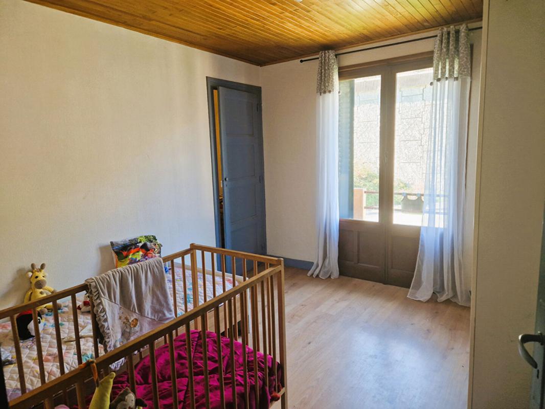 SAINT-MICHEL-DE-MAURIENNE Maison  7 pièces 199 m2 7