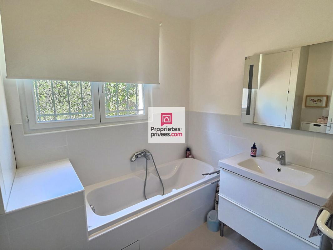 FLAYOSC MAISON de plain pied de Caractère avec Piscine 12