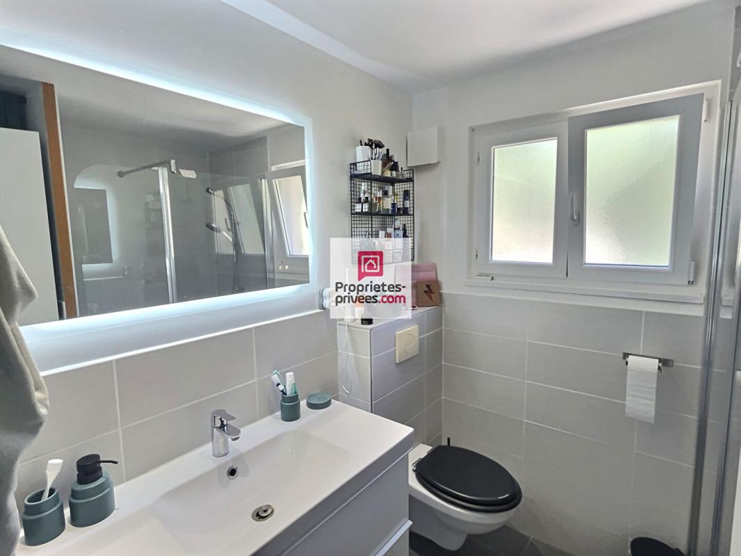 FLAYOSC MAISON de plain pied de Caractère avec Piscine 13