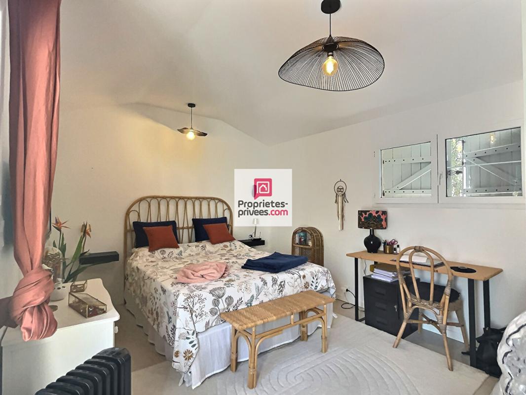 FLAYOSC MAISON de plain pied de Caractère avec Piscine 9