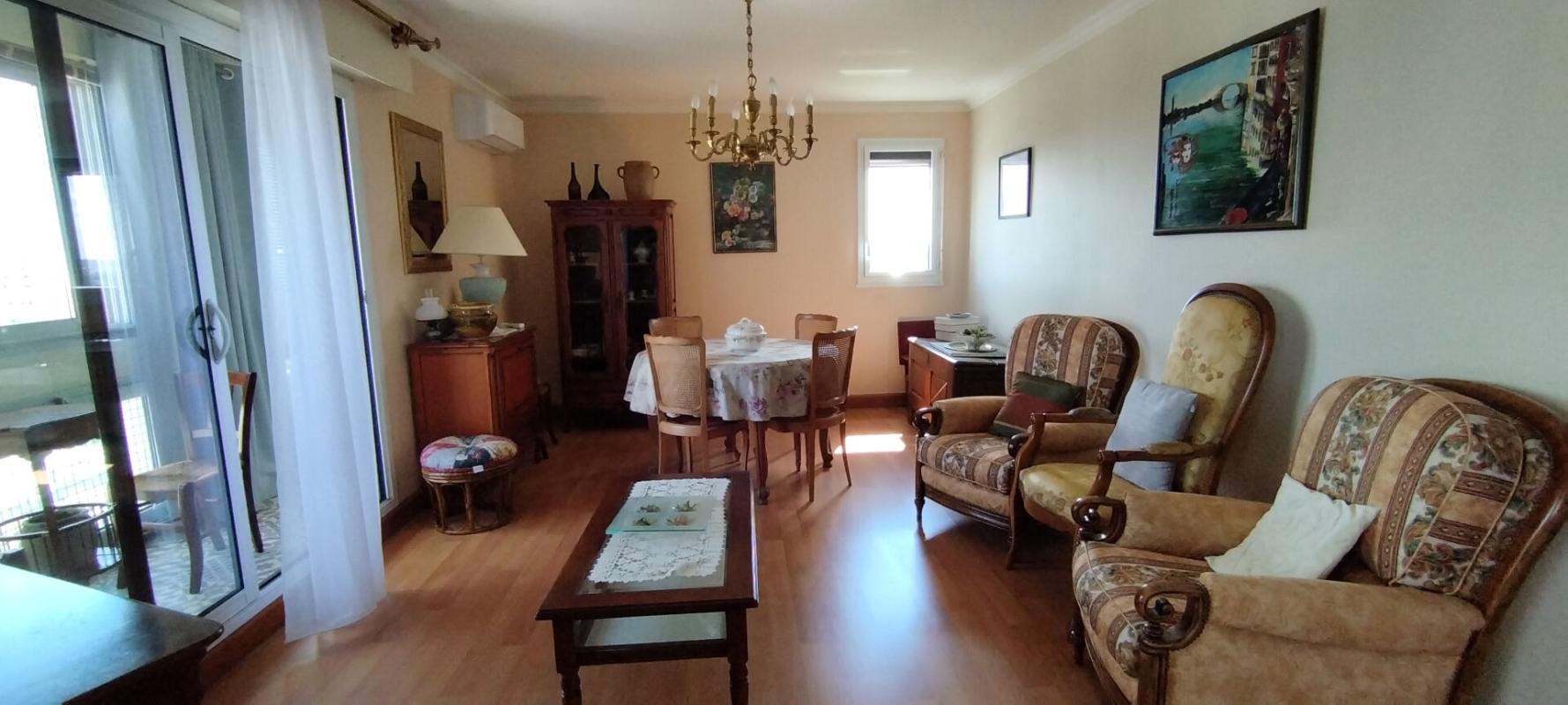 POITIERS APPARTEMENT T3/T4 POITIERS ECOLE DE L'IMAGE 4