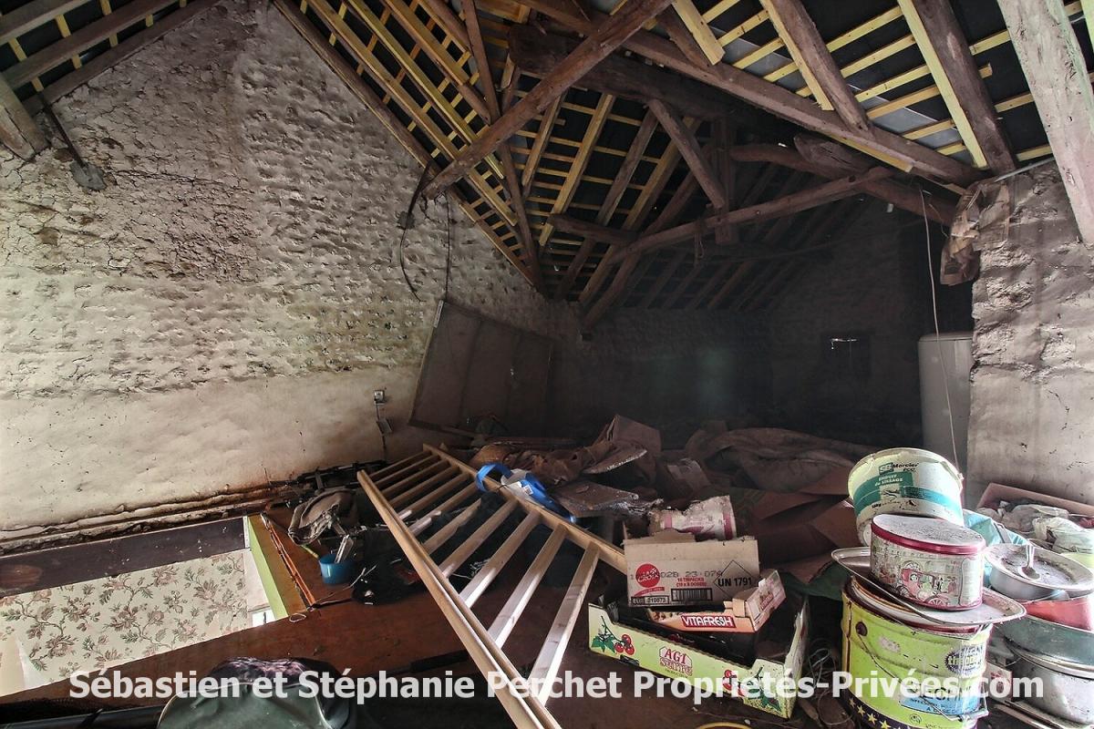 PATAY Maison en pierres à rénover sur un terrain d'environ 308 m2 10