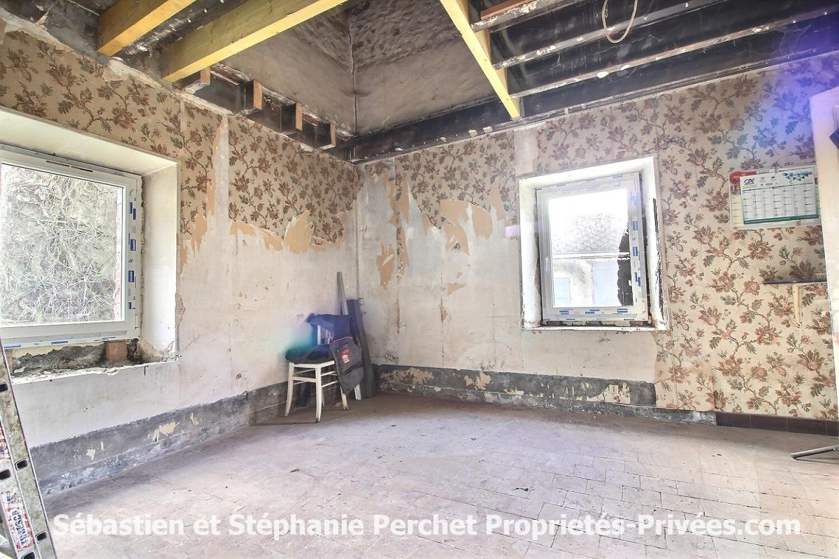 PATAY Maison en pierres à rénover sur un terrain d'environ 308 m2 6