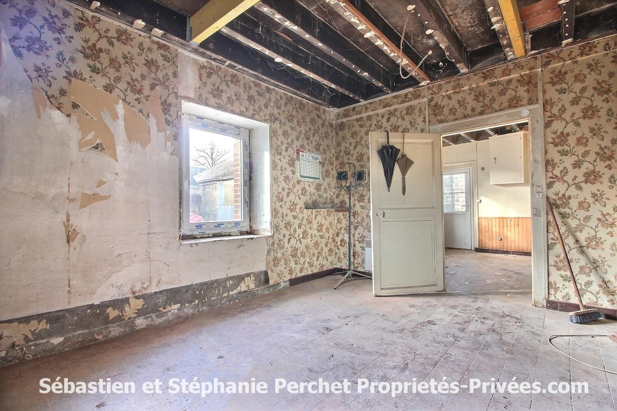 PATAY Maison en pierres à rénover sur un terrain d'environ 308 m2 7